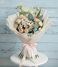 Букет цветов из:  Розы и Лизиантусы в Толмачёво