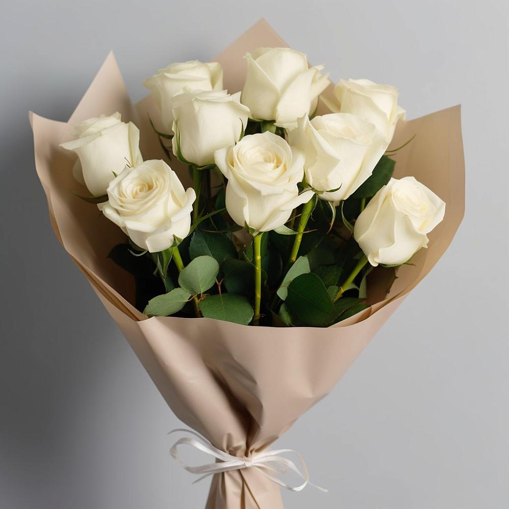 Букет 9 Белых роз Эдлесс Лав в Толмачёво