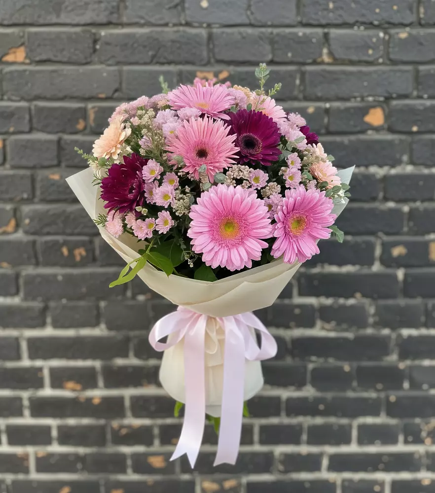Букет цветов из: Герберы и Хризантемы в Толмачёво