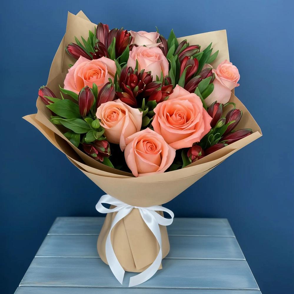 Букет цветов из: Розы и Альстромерии в Толмачёво