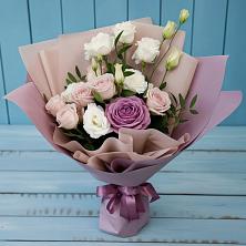 Букет цветов из:  Розы и Лизиантусы в Толмачёво