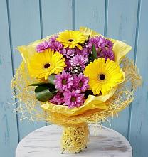 Букет цветов из:  Хризантемы и Герберы в Толмачёво