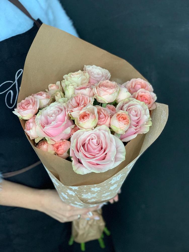 Букет цветов из: Хризантемы и Розы в Толмачёво