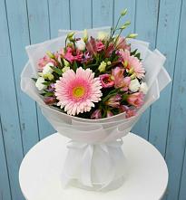 Букет цветов из:  Герберы, Альстромерии и Лизиантусы в Толмачёво