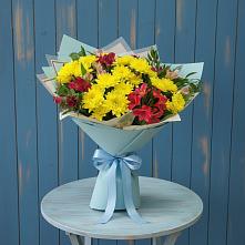 Букет цветов из:  Альстромерии и Хризантемы в Толмачёво
